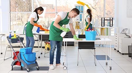 cleaning team 23498