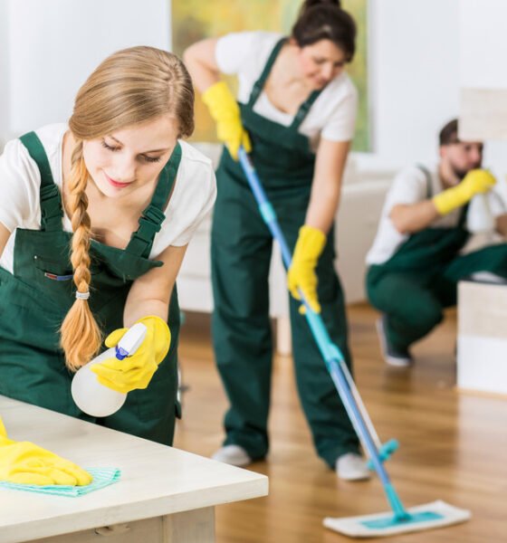End Of Tenancy Cleaning shutterstock 395889778 560x600 (1)