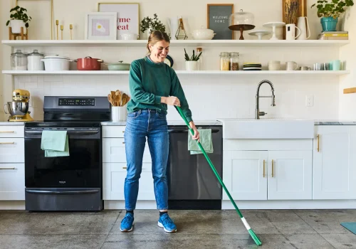 TK-Ways-to-Make-Your-Broom-n-Dust-Pan-a-Million-Times-Better_067 TK-Ways-to-Make-Your-Broom-n-Dust-Pan-a-Million-Times-Better_067